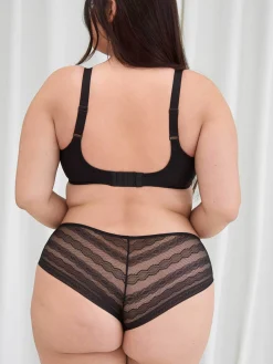 Kristen - Shorty<Darjeeling Online